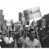 Modena, festa provinciale dell’Unità, anni Quaranta, sfilata inaugurale
[ISMO, AFPCMO]