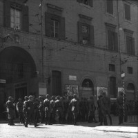 Manifestazione antifascista in opposizione al tentativo di organizzare un raduno dell’Msi a Modena, maggio 1961
[ISMO, AFPCMO]