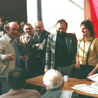 25 aprile 1983. Inaugurazione della sede della Sezione del PCI della Grotta Rossa. Da destra Silvano Lisi, il Segretario della Sezione Orazio Del Prete, il Segretario della Federazione Comunista Riminese Nando Piccari