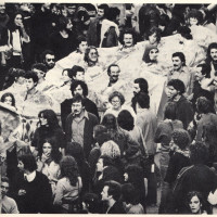 Un corteo del movimento studentesco a Bologna nel 1977
