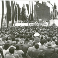 Il pubblico al comizio di Longo in piazza Podgora (oggi piazzale Giovani di Tien An Men), l’11 settembre 1966
[ISMO, AFPCMO]