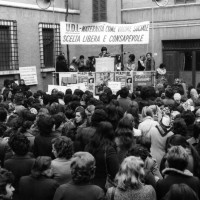 Maternità come valore sociale, piazza XX settembre, 8 marzo 1975