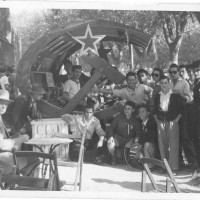 Uno stand della festa del 1948 
[ISMO, AFPCMO]