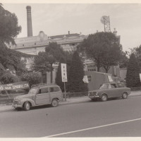 Fondo Fotografico Michele Minisci- accampamento degli operai della Mangelli in presidio contro l'annuncio di 847 licenziamenti, luglio 1972