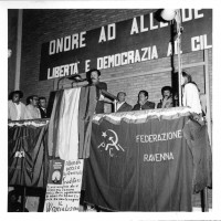 Settembre 1973, manifestazione per il Cile. Oratore il presidente della Provincia, Decimo Triossi