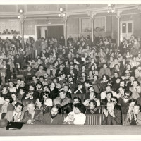 Una riunione del XVI congresso provinciale del PCI di Reggio Emilia presso il teatro Ariosto, 1975