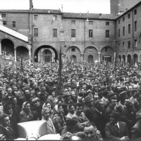 Manifestazione in Piazza Municipale