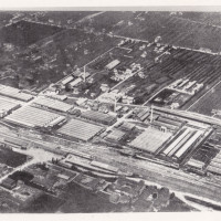 Veduta aerea del complesso delle Reggiane nel 1927, in basso sulla sinistra si riconosce la Stazione FFSS