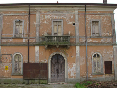 Mezzano, Teatro Italia